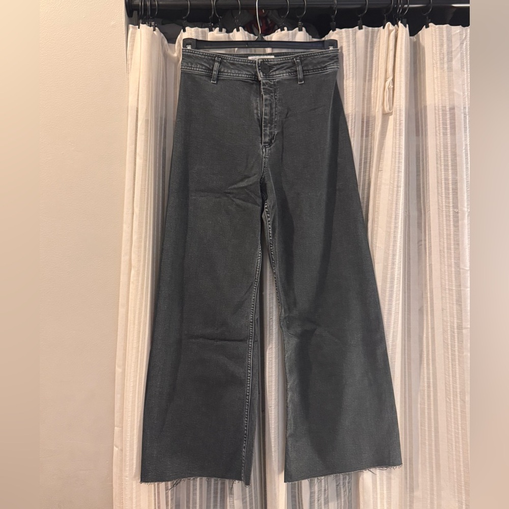 Women's Gray Wide-Leg Jeans